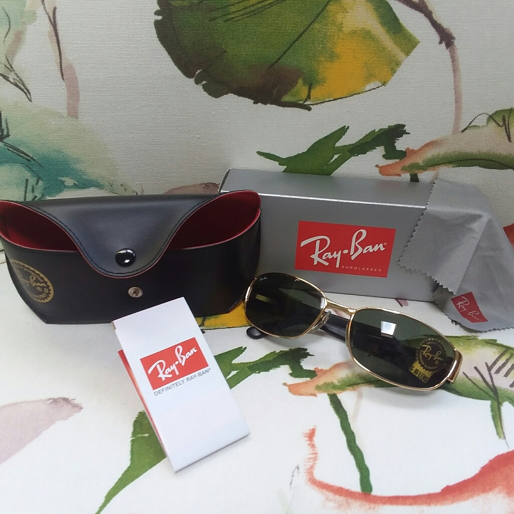 Ray ban mens vintage 1990s Rectangle sunglasses